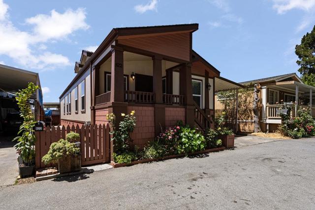 49 Blanca Lane, Watsonville CA: https://media.crmls.org/mediaz/f70f0b8e-c2c2-444a-99a8-ca99478d0a15.jpg