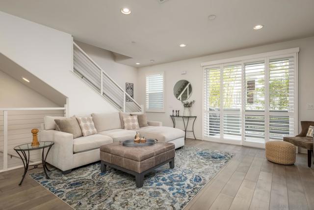 2511 State St, Carlsbad CA: https://media.crmls.org/mediaz/f70f2879-23e7-441f-b228-a64b4887c162.jpg
