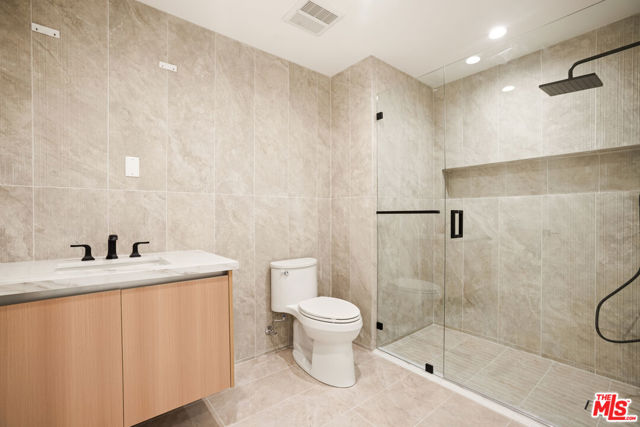 1414 S Beverly Drive Drive, Los Angeles CA: https://media.crmls.org/mediaz/f70f2caa-897a-475b-9a71-bf7073e7a406.jpg