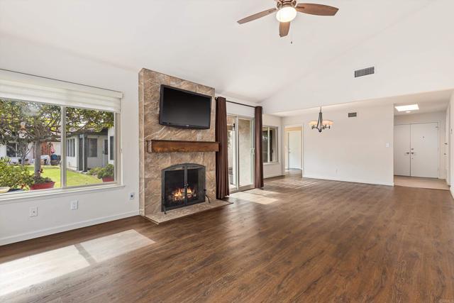 Detail Gallery Image 15 of 75 For 1159 Los Corderos, San Marcos,  CA 92078 - 2 Beds | 2 Baths