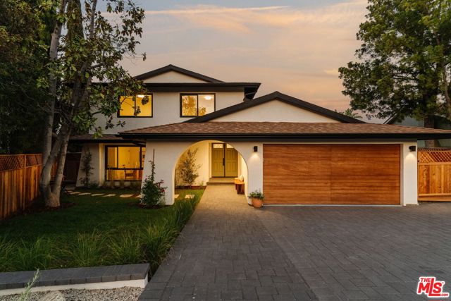 29204 Deep Shadow Drive, Agoura Hills CA: https://media.crmls.org/mediaz/f710a3d9-782d-42cf-9ab8-15b3e407e500.jpg