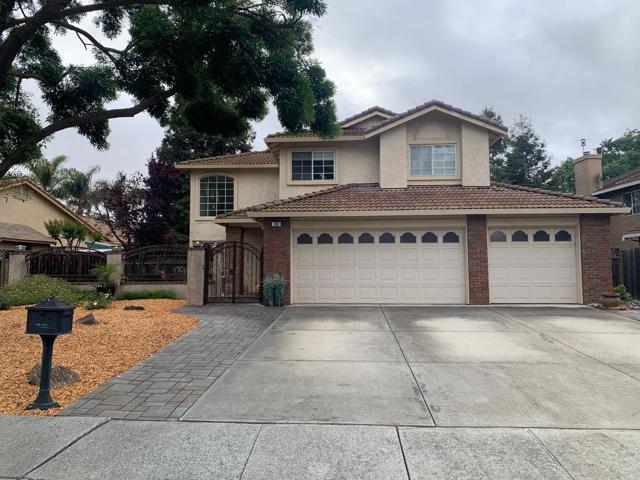 360 Via Largo, Morgan Hill CA: https://media.crmls.org/mediaz/f71112d1-ff8c-469f-82ba-2e5b6ce40bb4.jpg