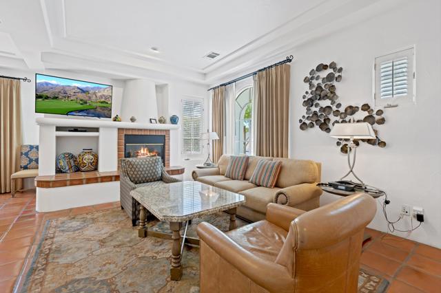 77500 Vista Flora, La Quinta CA: https://media.crmls.org/mediaz/f7116a79-65a8-498f-a08f-789ba74db50c.jpg