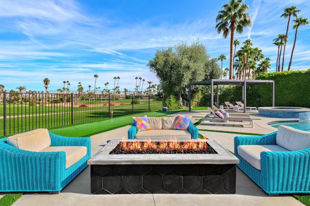 2320 S Via Lazo, Palm Springs CA: https://media.crmls.org/mediaz/f711a885-60d5-460e-a0b0-fe6d6169bfca.jpg