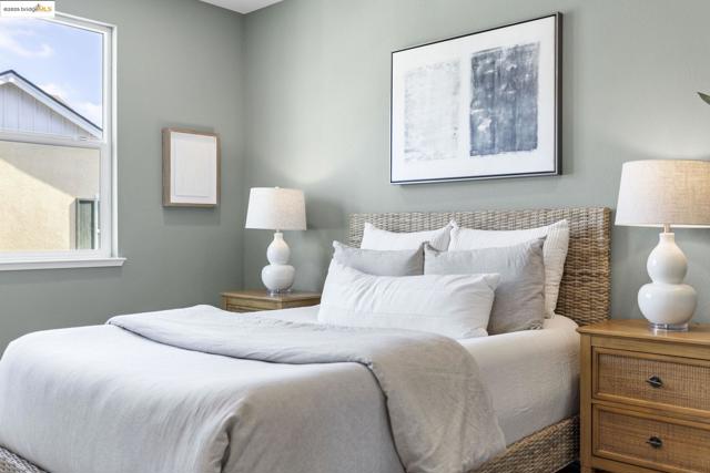 7129 Calistoga Ln, Dublin CA: https://media.crmls.org/mediaz/f7124964-4c8c-4d5f-a684-81683183218c.jpg