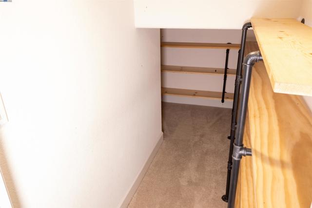 7212 MOUNT VEEDER ROAD, Dublin CA: https://media.crmls.org/mediaz/f7125223-d6df-424a-92d2-4ff409e1b10e.jpg