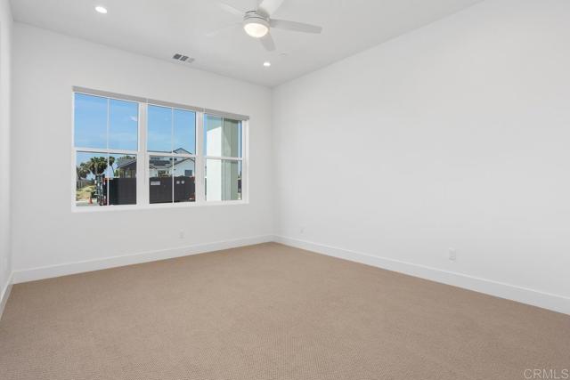 1212 Stonemark Place, Vista CA: https://media.crmls.org/mediaz/f7125421-6833-4b41-9edc-3f1f9bd008f2.jpg