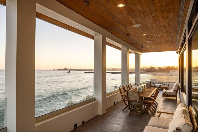 2900 E Cliff Drive, Santa Cruz CA: https://media.crmls.org/mediaz/f7125a50-d6c1-4125-860e-38075aad1b75.jpg