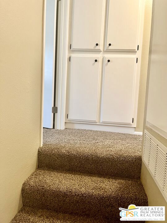 1816 N Mira Loma Way, Palm Springs CA: https://media.crmls.org/mediaz/f713106b-7e47-4b31-8fb2-b9a99181cd25.jpg