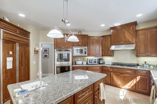 3591 Deer lake Park Rd, Julian CA: https://media.crmls.org/mediaz/f7134398-12e4-49e4-9055-0b7bd90cc14b.jpg