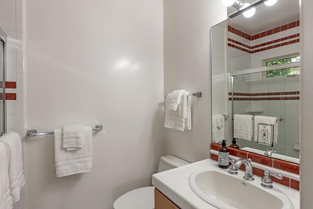 635 Occidental Avenue, San Mateo CA: https://media.crmls.org/mediaz/f7136858-cba6-40d9-b9d0-4f53f2d5cfc0.jpg