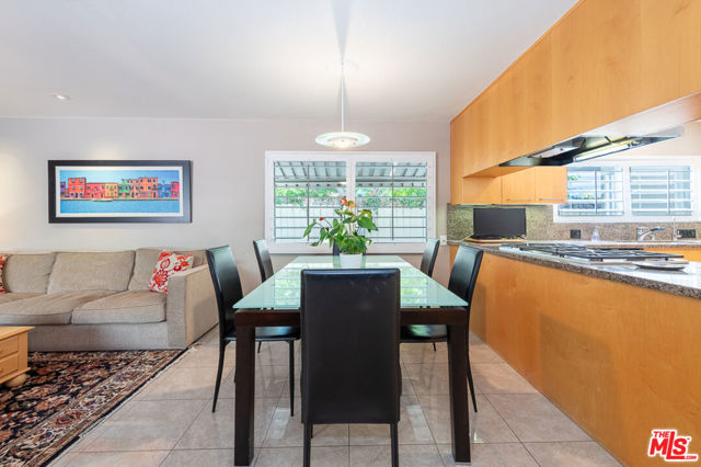 Drew Fenton | 16617 Park Lane Circle Los Angeles CA | MLS: 7403378