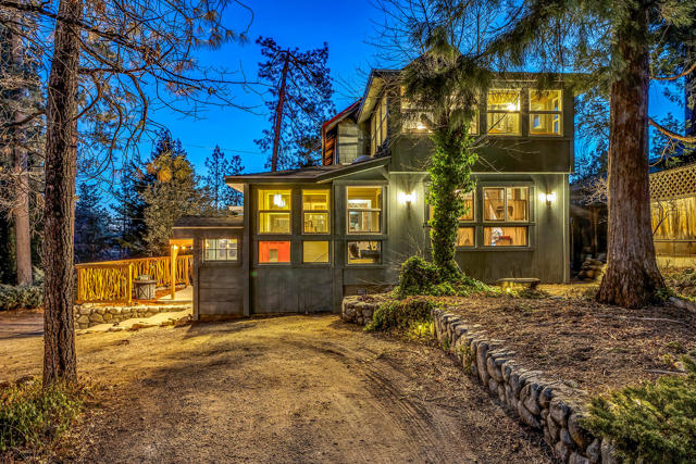 25585 Alderwood St Street, Idyllwild CA: https://media.crmls.org/mediaz/f714e628-4b06-461d-86c3-3b33bbd7fb62.jpg