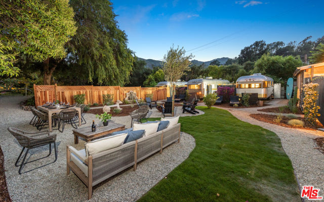 272 N Topanga Canyon Boulevard, Topanga CA: https://media.crmls.org/mediaz/f715f1d7-7160-48aa-a476-e9a31d494da3.jpg