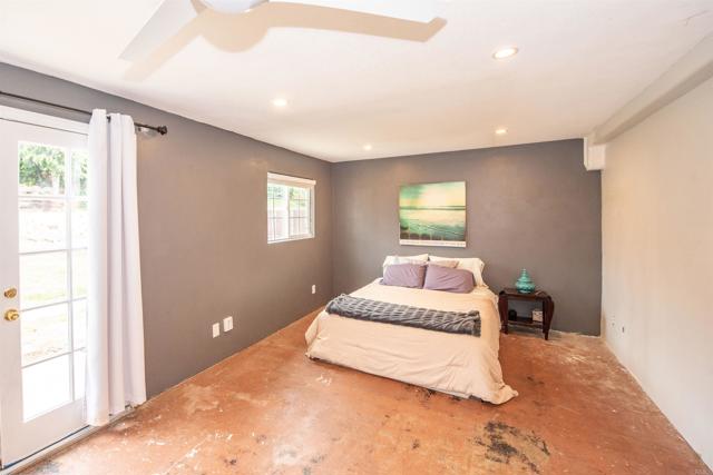 829 Warmlands Avenue, Vista CA: https://media.crmls.org/mediaz/f71829b8-bea5-4a21-b968-56dbe8e913ef.jpg