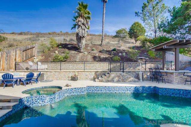 13647 Paseo Cardiel, San Diego CA: https://media.crmls.org/mediaz/f7194134-2baa-4885-abf4-f3b20c9a4d60.jpg