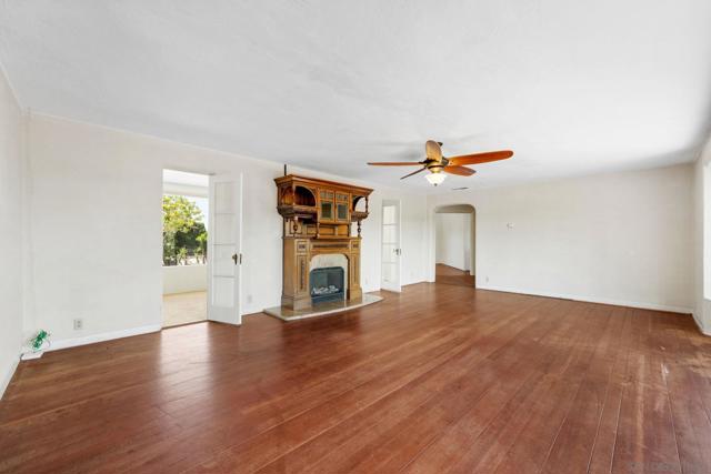 2530 Pruett Dr, Vista CA: https://media.crmls.org/mediaz/f7194519-e44e-492a-a5c9-b62d0eb4c5ac.jpg