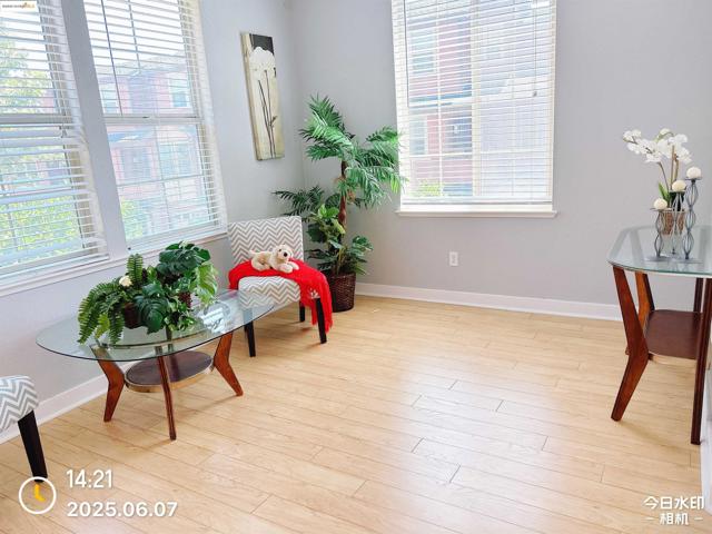 6136 Old Quarry Loop, Oakland CA: https://media.crmls.org/mediaz/f719b624-7f27-47bd-9b87-f7903072774f.jpg