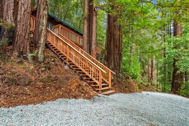 1741 Gold Gulch Road, Felton CA: https://media.crmls.org/mediaz/f71a5aea-7641-4d49-9d6d-5f0469eef953.jpg