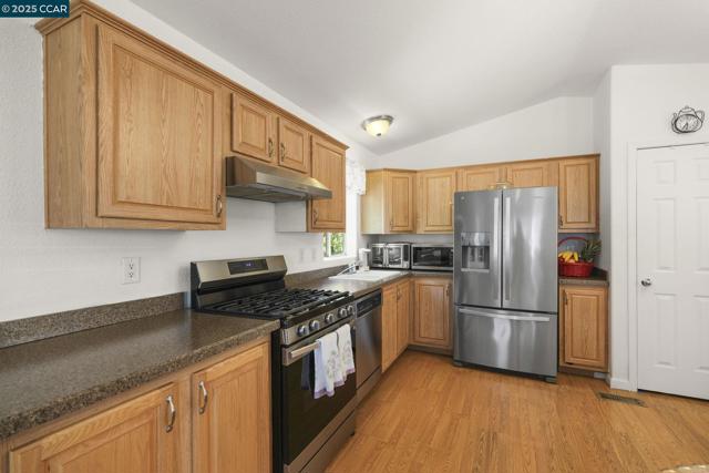 55 Pacifica Ave, Bay Point CA: https://media.crmls.org/mediaz/f71a6802-6a39-4f22-a846-3ed721e48145.jpg