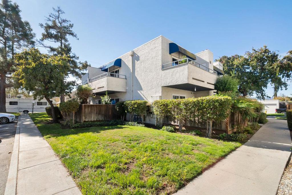 61 Redding Road