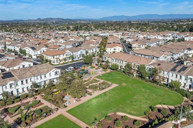 Detail Gallery Image 37 of 54 For 4126 Mission Tree Way, Oceanside,  CA 92057 - 4 Beds | 4 Baths