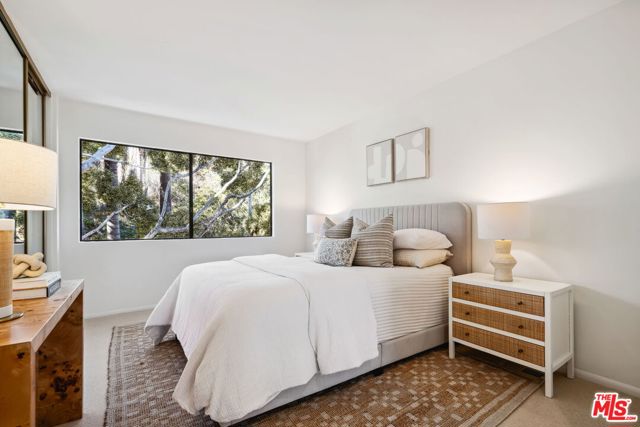 8105 Buena Fortuna Street, Carpinteria CA: https://media.crmls.org/mediaz/f71b6637-a49f-4cb7-8647-b84c1d5c71e6.jpg