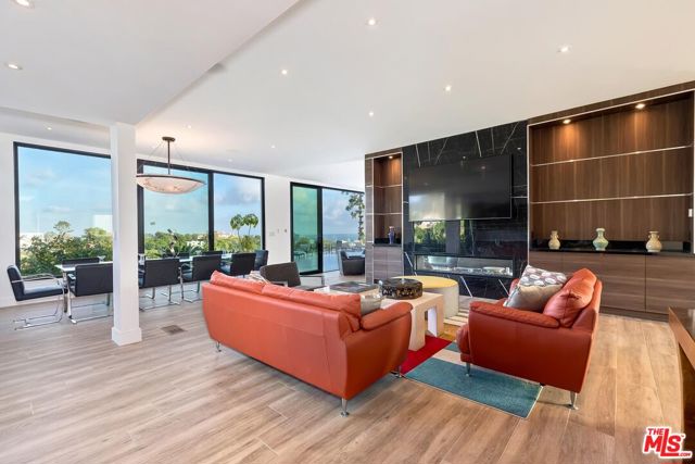 Drew Fenton | 920 Linda Flora Drive Los Angeles CA | MLS: 7630035