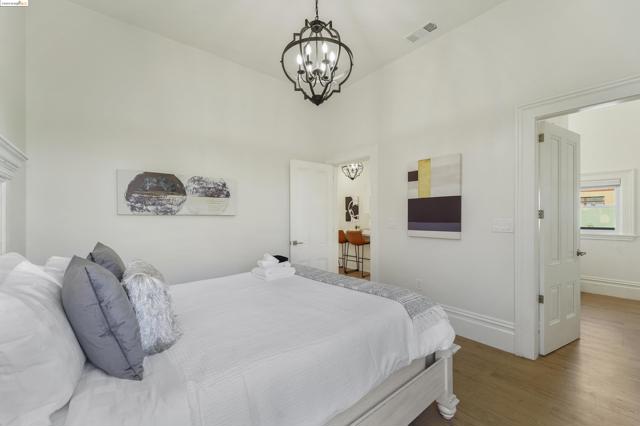 Image 20 of 57 For 1662 14th Street