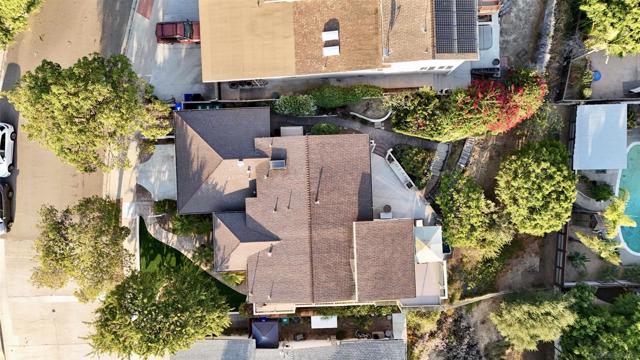 3539 Mount Laurence Dr, San Diego CA: https://media.crmls.org/mediaz/f71dc6cb-53de-4dc4-9f9d-7be95d470317.jpg