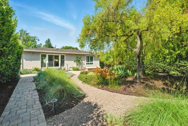 263 W Oakwood Boulevard, Redwood City CA: https://media.crmls.org/mediaz/f71df0a7-e13b-45e3-b562-5ab21013889b.jpg