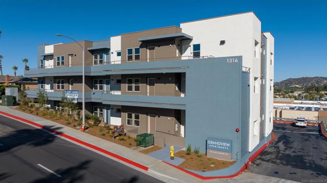 1316 Grand, Escondido, California 92027, ,Commercial Sale,For Sale,Grand,250018218SD