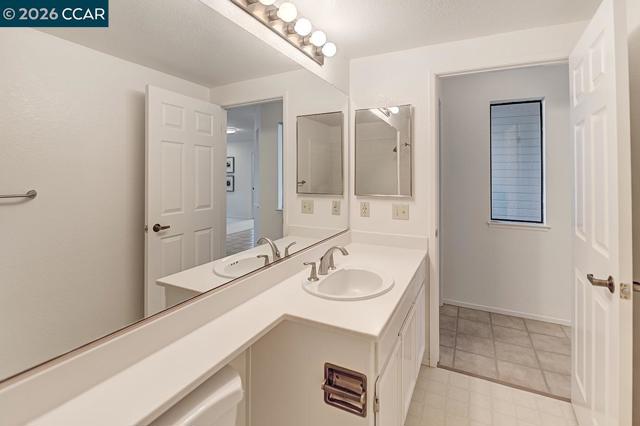 Image 40 of 59 For 4372 Terra Granada Dr  1a