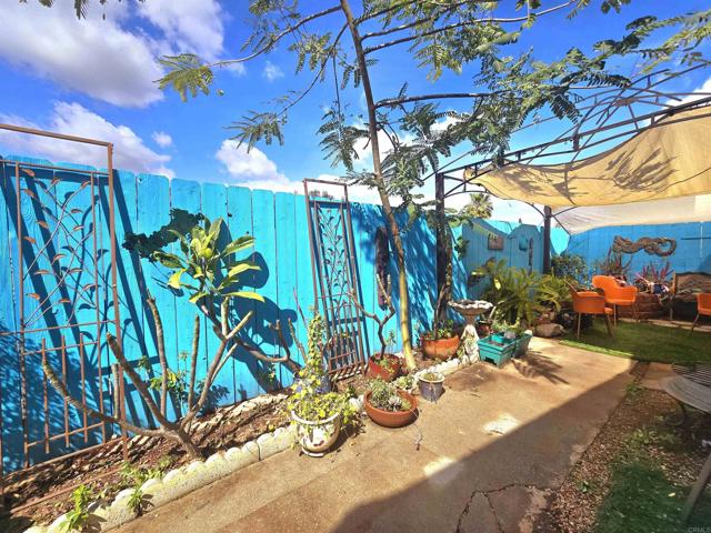 450 E Bradley Avenue, El Cajon CA: https://media.crmls.org/mediaz/f71fcb2d-f224-40f1-a191-7888c5b5d5c3.jpg