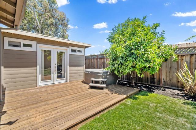 18709 Metler Court, Saratoga CA: https://media.crmls.org/mediaz/f7200466-8938-40f6-8803-25e4629a24ba.jpg
