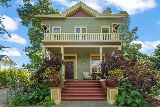 311313 Ocean View Avenue, Santa Cruz CA: https://media.crmls.org/mediaz/f720da5a-7a06-4215-8de2-b0617dcdacf1.jpg