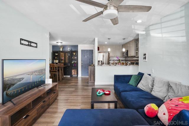 4060 Huerfano Ave, San Diego, California 92117, 2 Bedrooms Bedrooms, ,2 BathroomsBathrooms,Condominium,For Sale,Huerfano Ave,250029146SD
