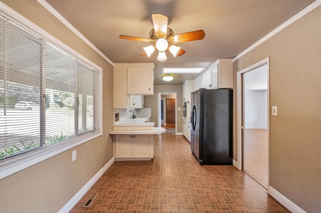 23492 Sunset Drive, Los Gatos CA: https://media.crmls.org/mediaz/f7226b45-1bd2-4406-8c55-cbccda6db6ba.jpg