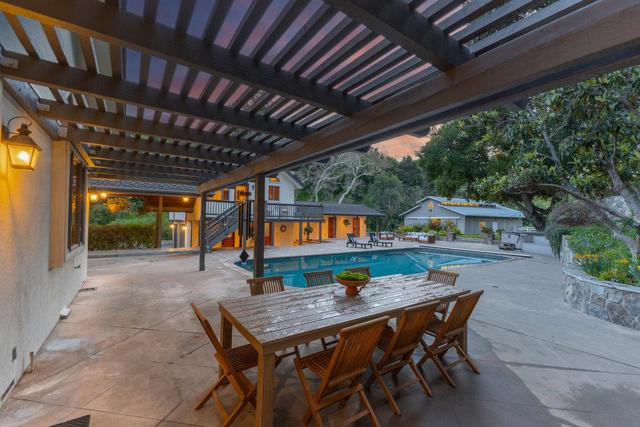 14205 Shannon Road, Los Gatos CA: https://media.crmls.org/mediaz/f722f76e-0d4b-4058-a98b-daae133a87c9.jpg