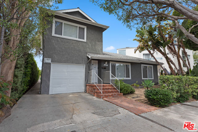 1807 Oak Street photo 1