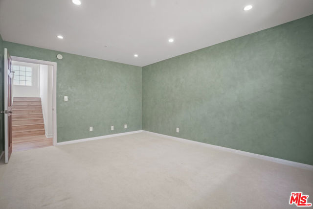31763 Cottontail Lane, Malibu CA: https://media.crmls.org/mediaz/f723f20b-5b5d-453e-b479-b0acc3b7c4b9.jpg