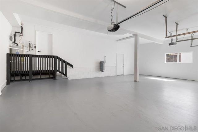 1756 Alhudson Dr, Escondido CA: https://media.crmls.org/mediaz/f726045a-cb92-4449-895d-f2242d6e9d5e.jpg