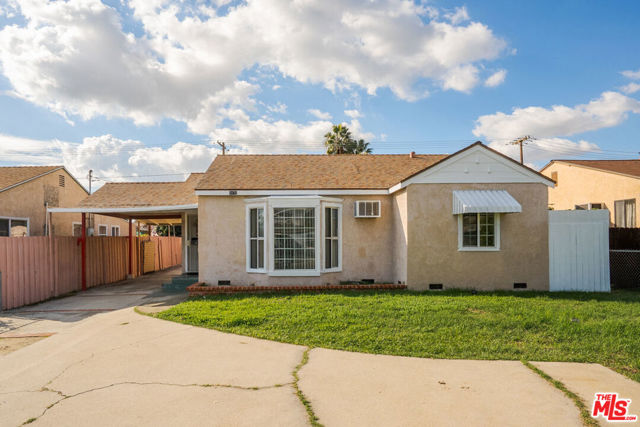 1831 N Buena Vista Street, Burbank CA: https://media.crmls.org/mediaz/f726ef2a-aba4-47d5-81d5-bf54bae69224.jpg