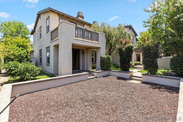 6839 Helenite Pl, Carlsbad CA: https://media.crmls.org/mediaz/f7271497-cf6f-488b-b7c8-d6904d8ae5fd.jpg