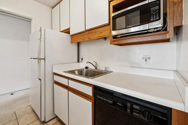 300 Davey Glen Road, Belmont CA: https://media.crmls.org/mediaz/f7279260-b2b7-4ce4-8f59-f660c7ea1aca.jpg