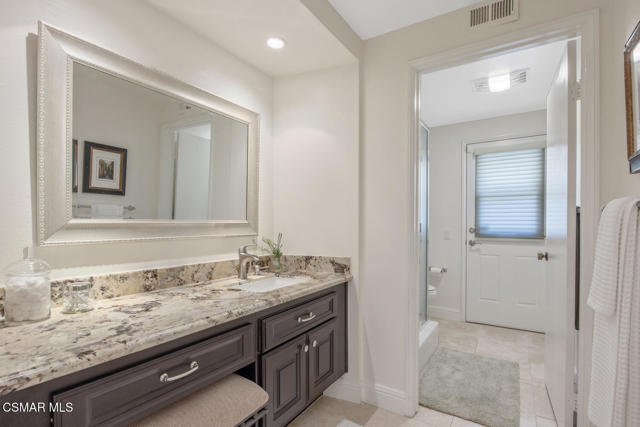 3901 Via Verde, Thousand Oaks CA: https://media.crmls.org/mediaz/f727eec3-8f0c-4cb7-b91f-027118113f63.jpg