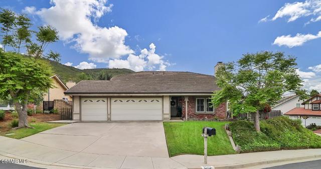 3616 Pebble Place, Newbury Park CA: https://media.crmls.org/mediaz/f7287ee7-8c6c-4b5b-80ff-cf99e2d6e3ed.jpg