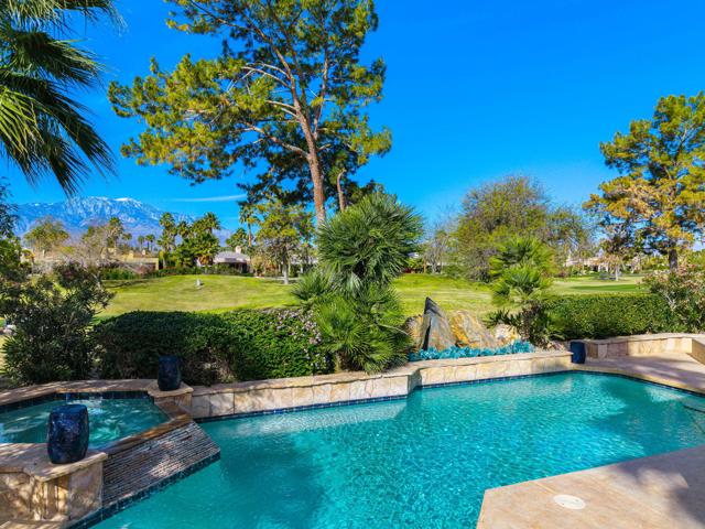 1 Birkdale Circle, Rancho Mirage CA: https://media.crmls.org/mediaz/f72983f5-c097-4f7f-baa4-3c7320bf3acd.jpg
