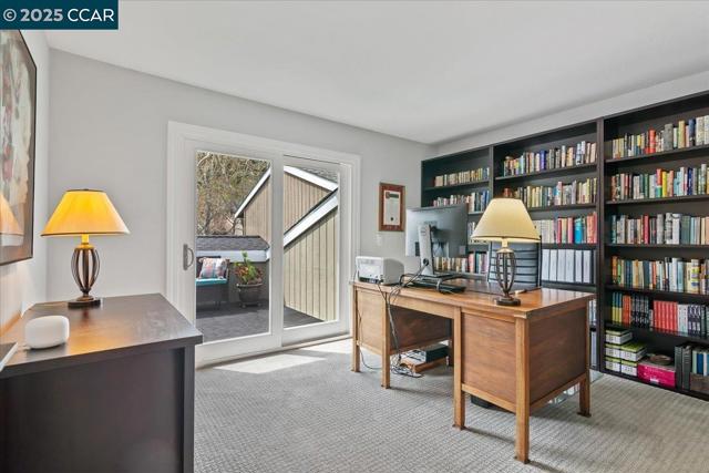 5 Doral Dr, Moraga CA: https://media.crmls.org/mediaz/f72a1e32-ecb5-49ef-b2ed-87309e864ab7.jpg