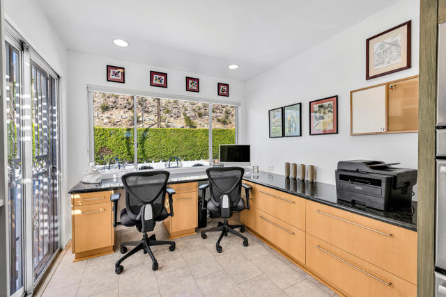 2400 S Palm Canyon Drive, Palm Springs CA: https://media.crmls.org/mediaz/f72b8f75-cc44-41ca-af55-9bcabbba261c.jpg